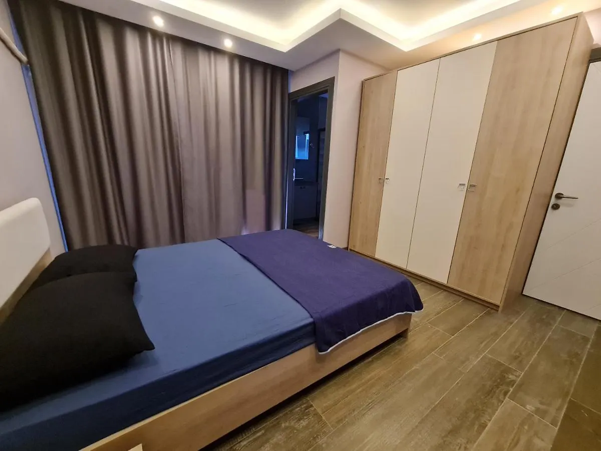 Oezel Havuzlu Lueks Villa Kusadası 0*,  Turquia
